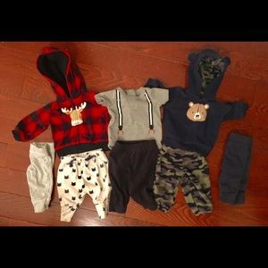 Carter’s Baby boy NEWBORN clothes lot - 8 pieces